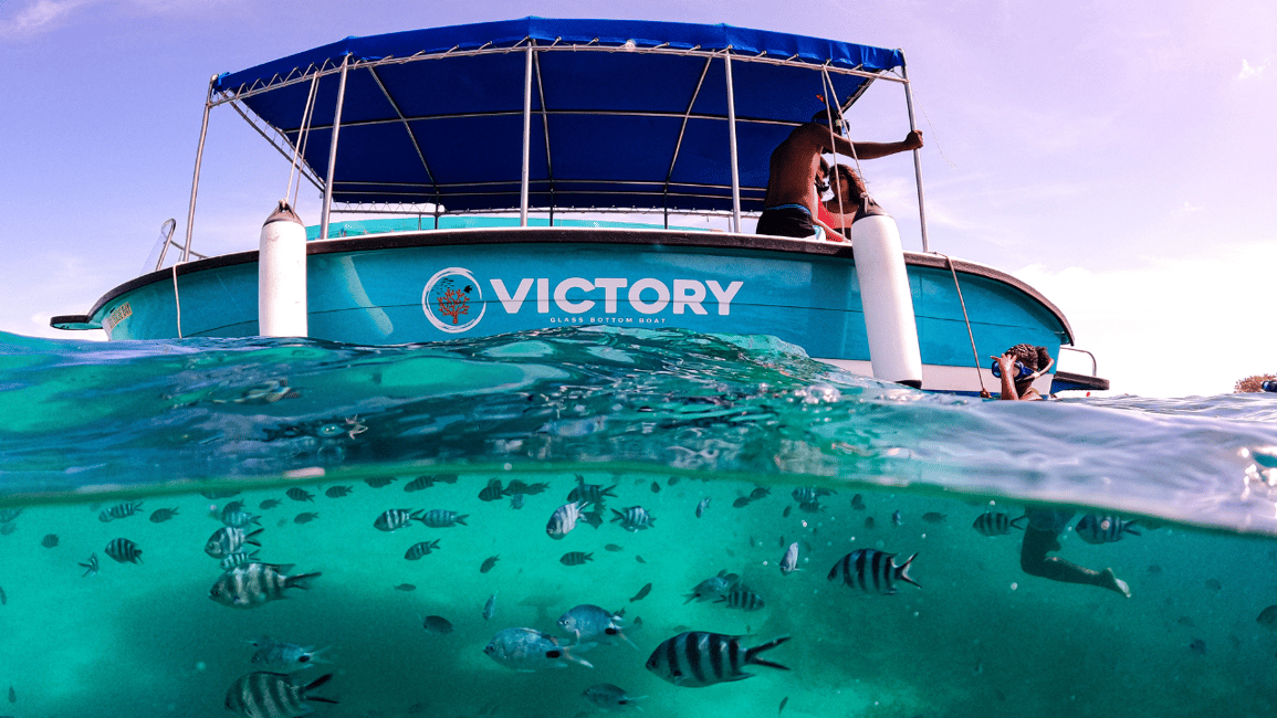 Blue Bay GlassBottom & Snorkelling 2